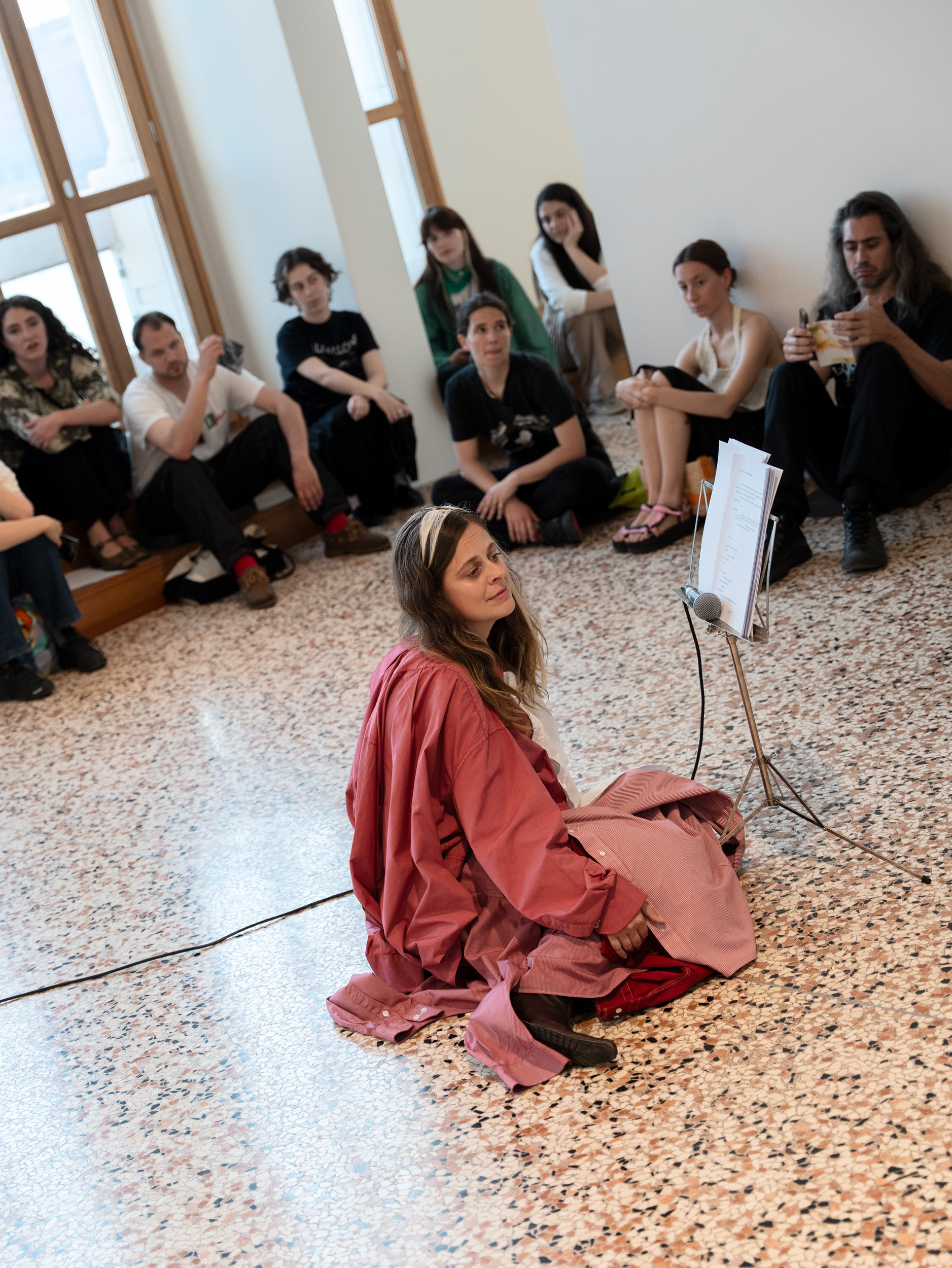 Veza Fernandez con Sandra Cane, Chantal, Il Fantasma di Pepper, Day 1, a cura di Edoardo Lazzari, Scuola Piccola Zattere, 2025. Ph. Giacomo Bianco
