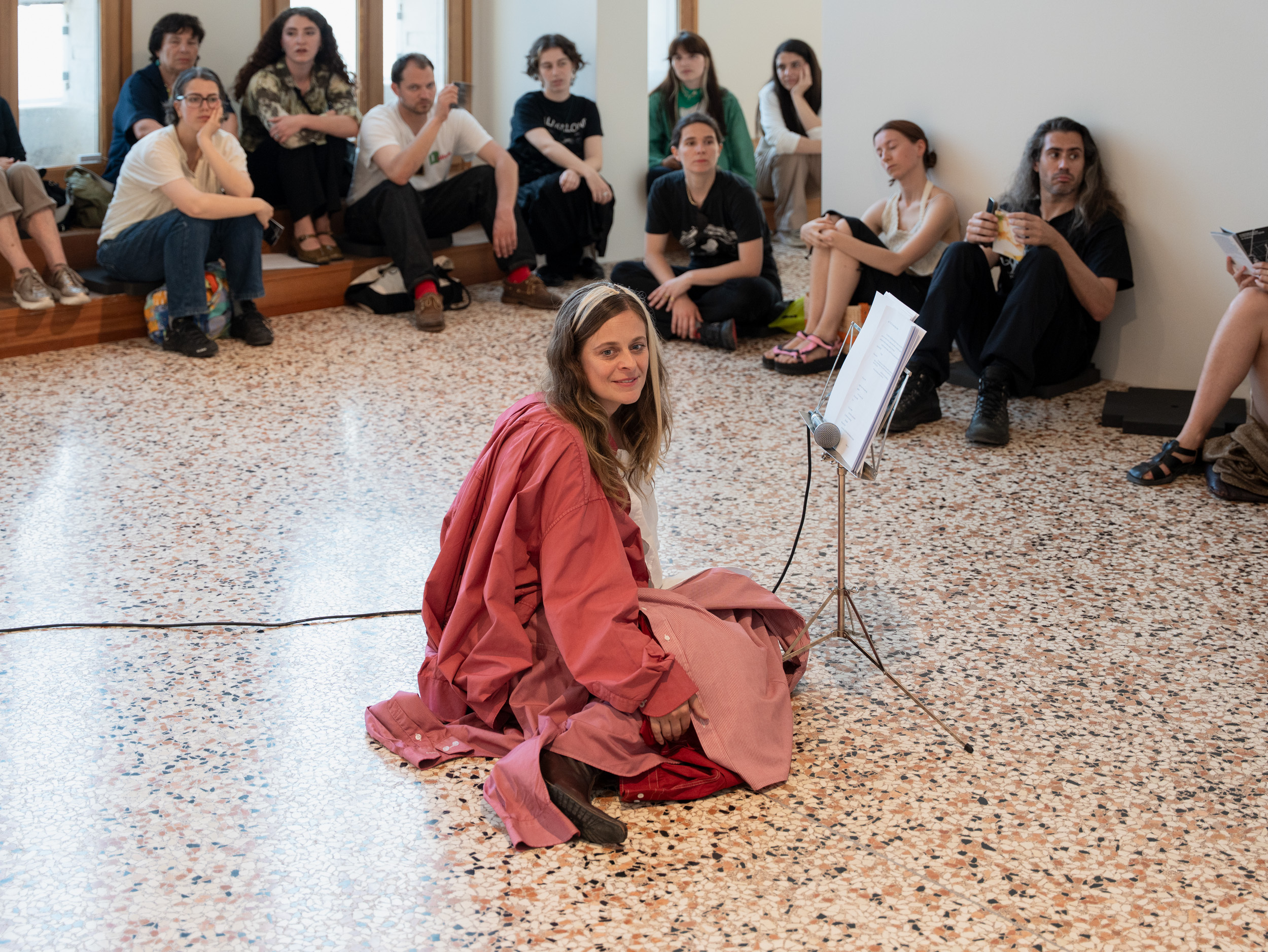 Veza Fernandez con Sandra Cane, Chantal, Il Fantasma di Pepper, Day 1, a cura di Edoardo Lazzari, Scuola Piccola Zattere, 2025. Ph. Giacomo Bianco
