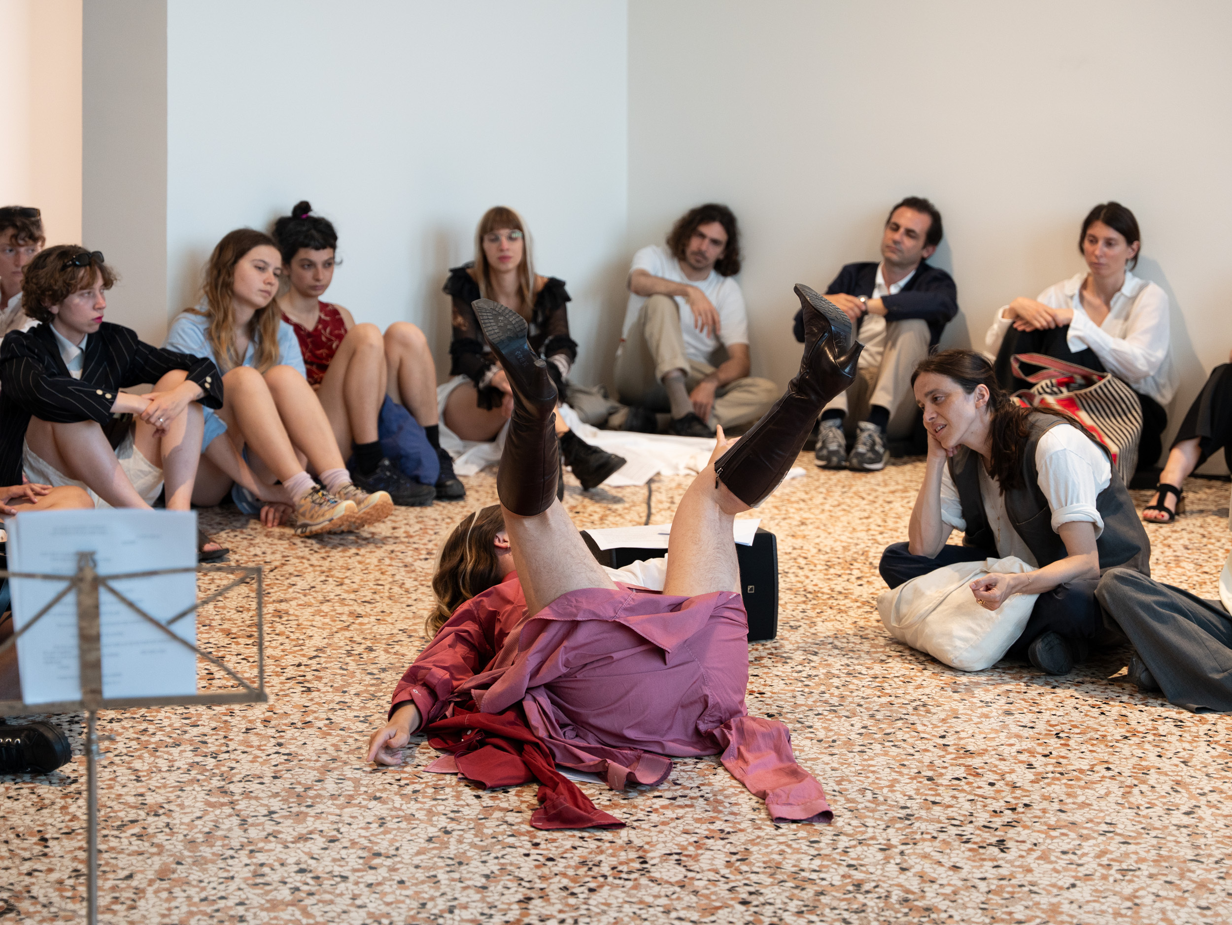 Veza Fernandez con Sandra Cane, Chantal, Il Fantasma di Pepper, Day 1, a cura di Edoardo Lazzari, Scuola Piccola Zattere, 2025. Ph. Giacomo Bianco