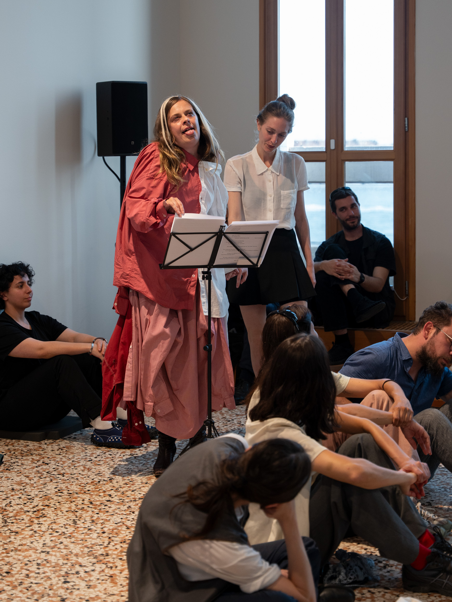 Veza Fernandez con Sandra Cane, Chantal, Il Fantasma di Pepper, Day 1, a cura di Edoardo Lazzari, Scuola Piccola Zattere, 2025. Ph. Giacomo Bianco