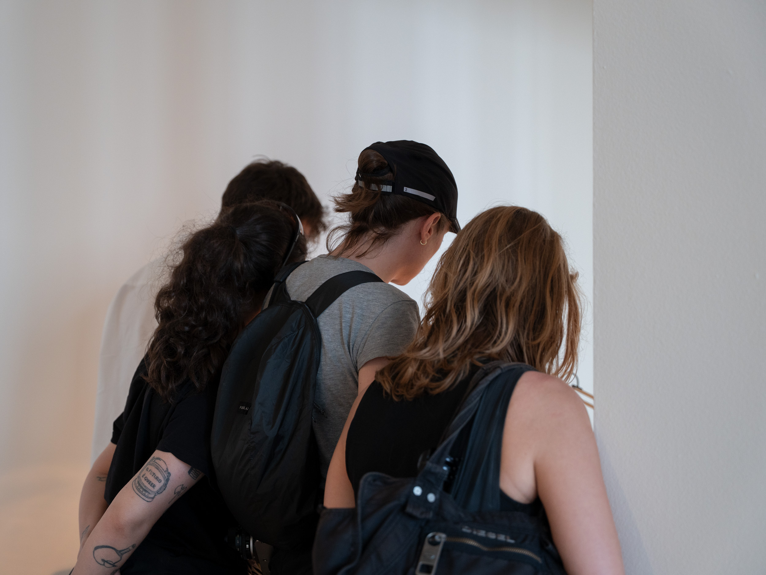 Jacopo Giacomoni, E' solo un lungo tramonto, Il Fantasma di Pepper, Day 2, a cura di Edoardo Lazzari, Scuola Piccola Zattere, 2025. Ph. Giacomo Bianco
